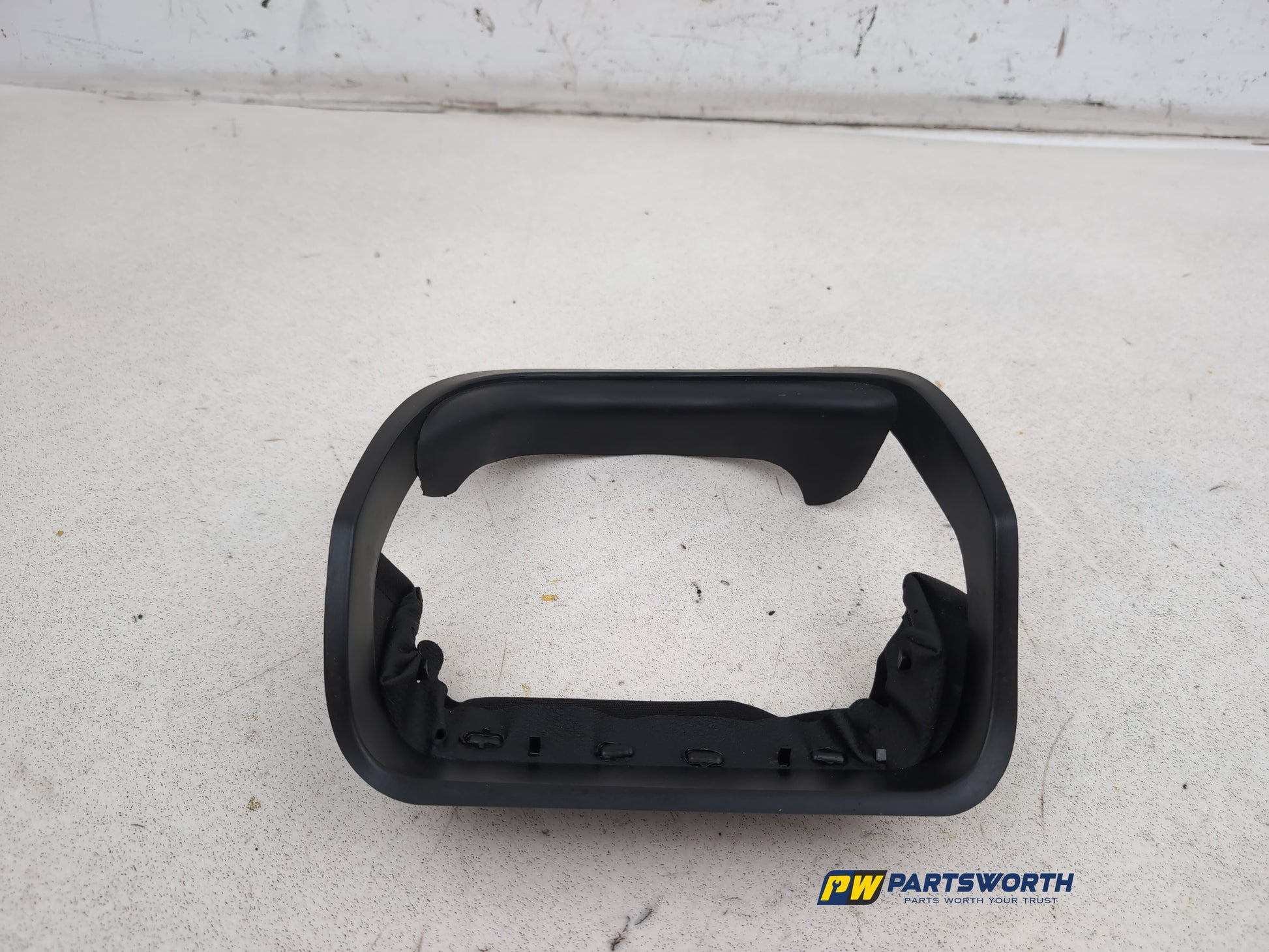 Steering Column Shroud Upper and Lower 1