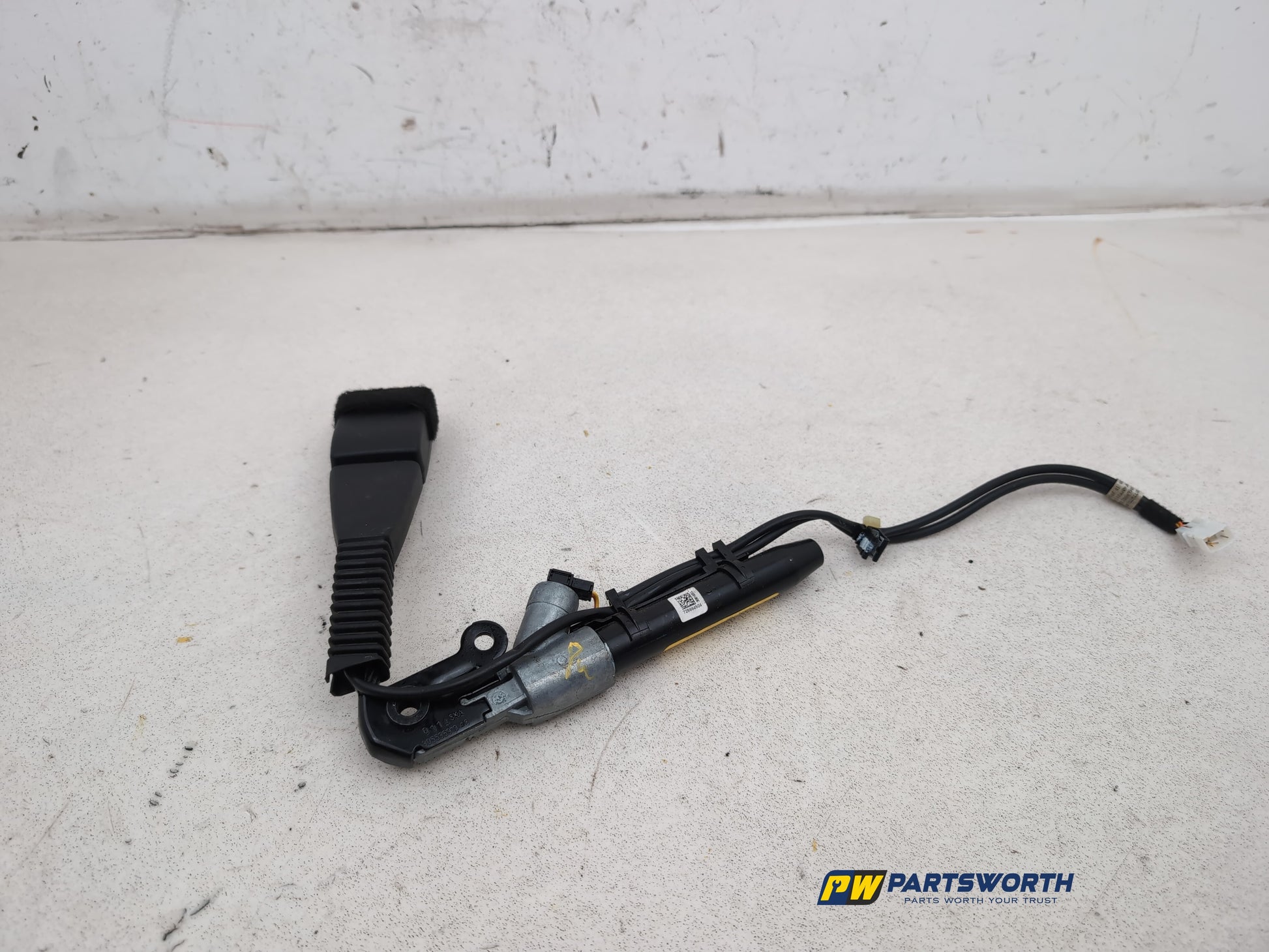 Seat Belt Front LH 1