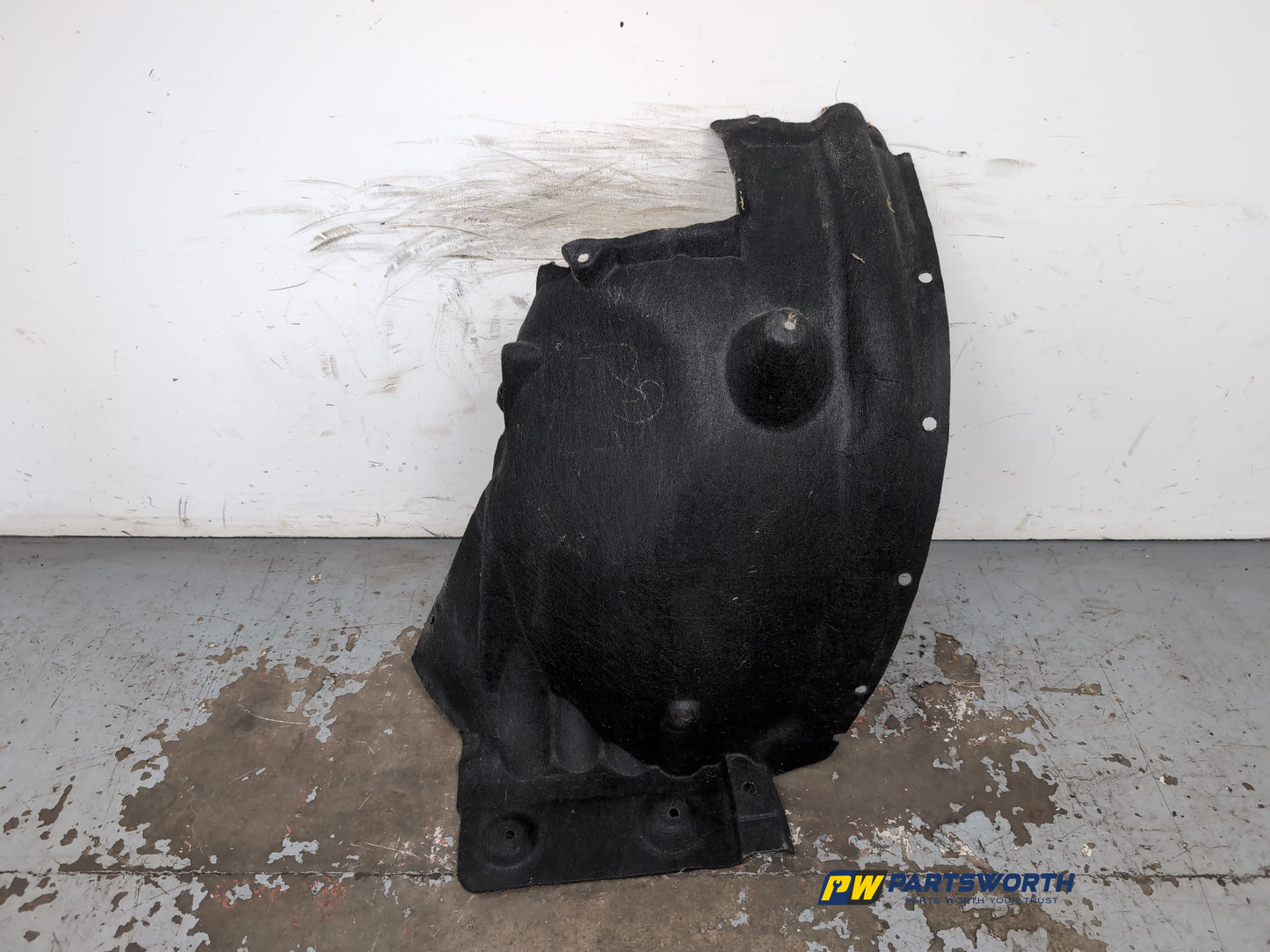Moulding Wheel Arch Front LH 1