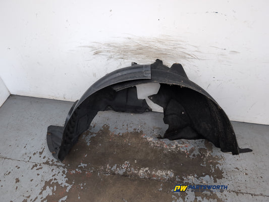 Moulding Wheel Arch Front RH 1