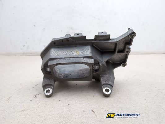 Transmission Mounting Bracket 1