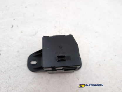 Positive Pole Battery Power Boot Distribution Fuse Box 1