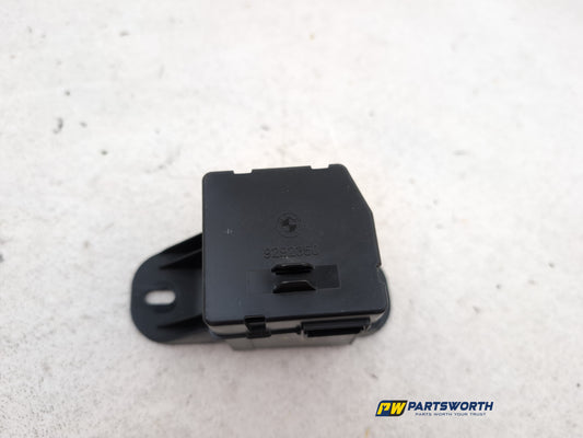 Positive Pole Battery Power Boot Distribution Fuse Box 1