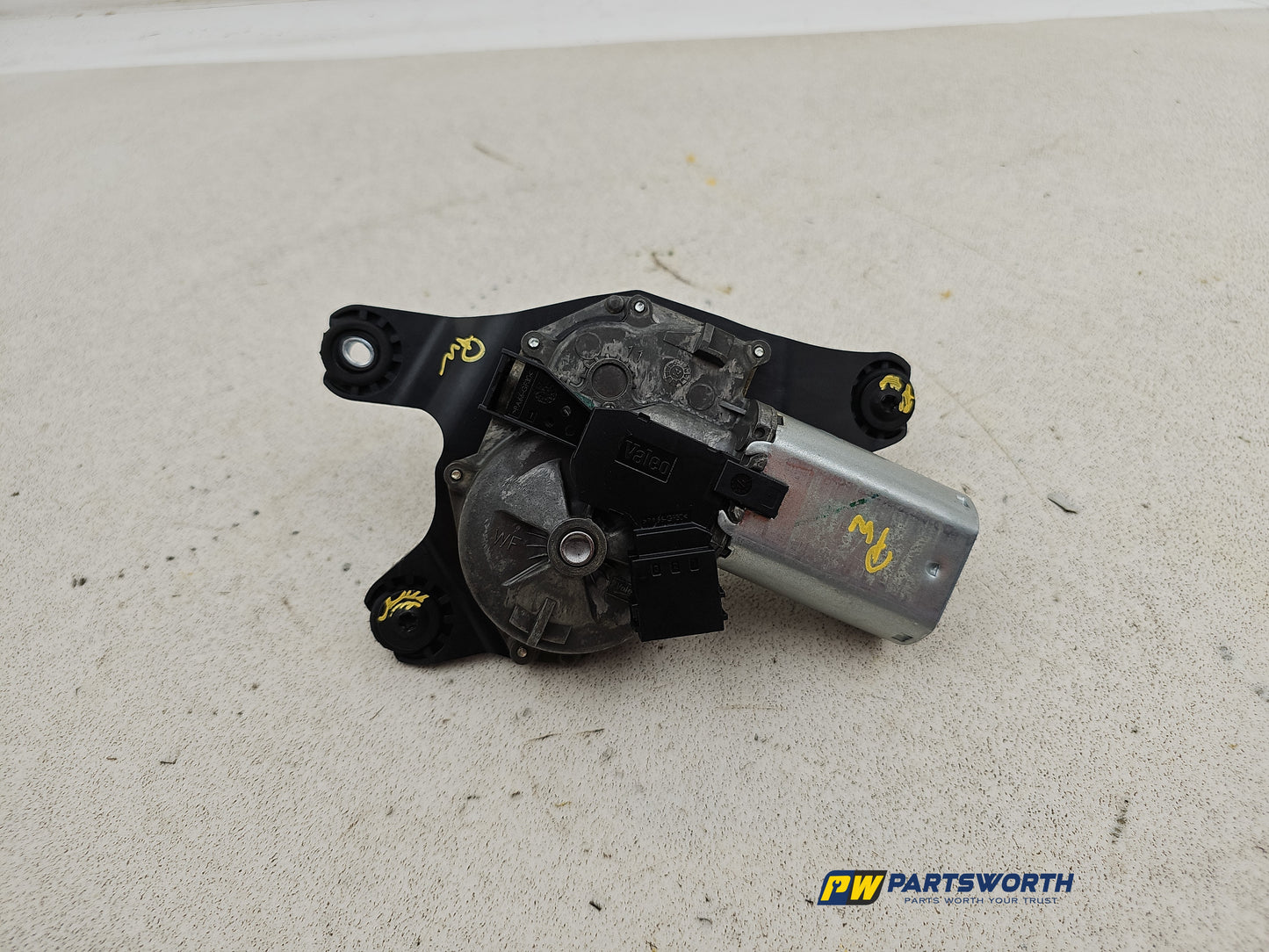 Wiper Motor Rear 1