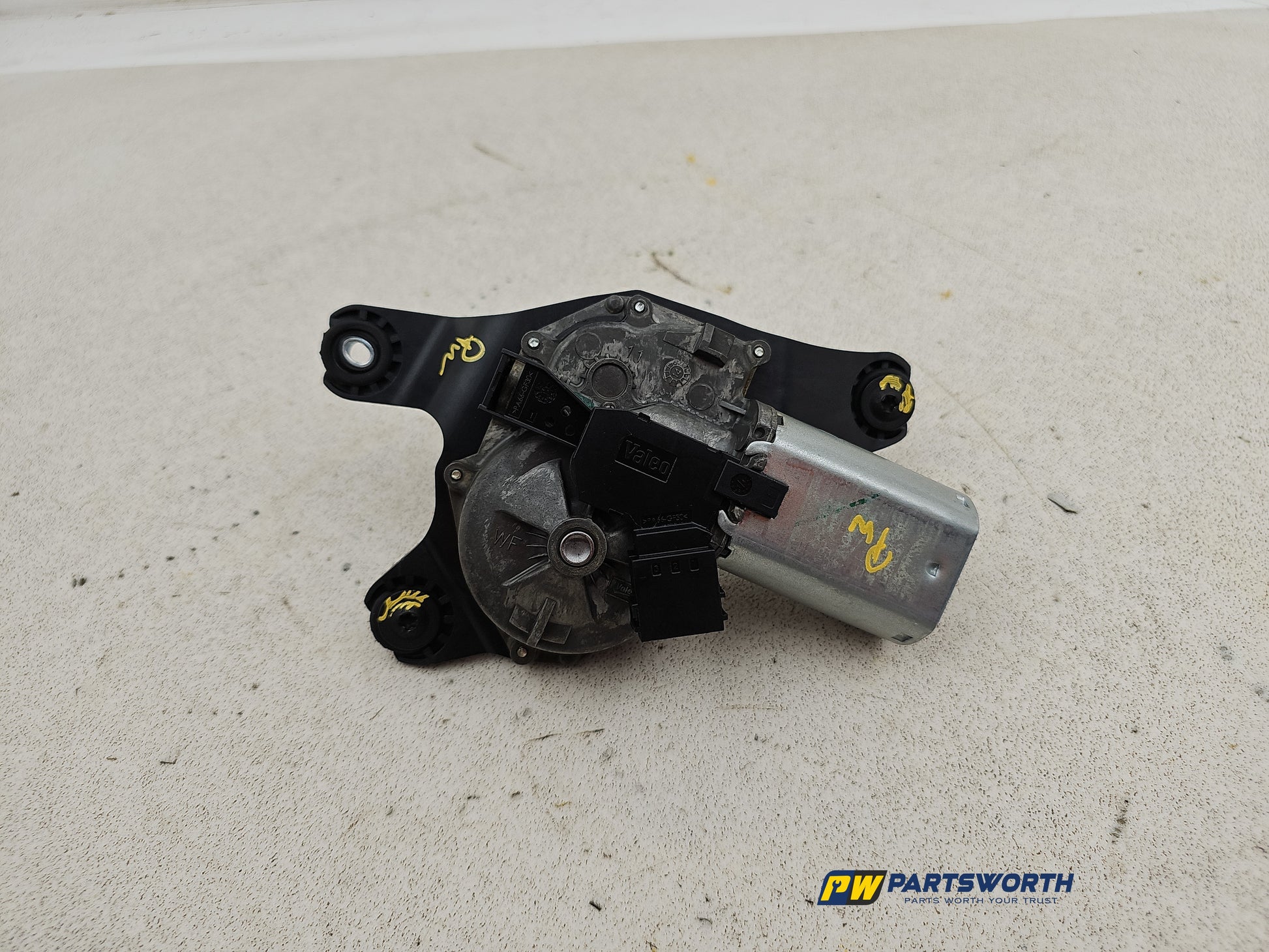 Wiper Motor Rear 1