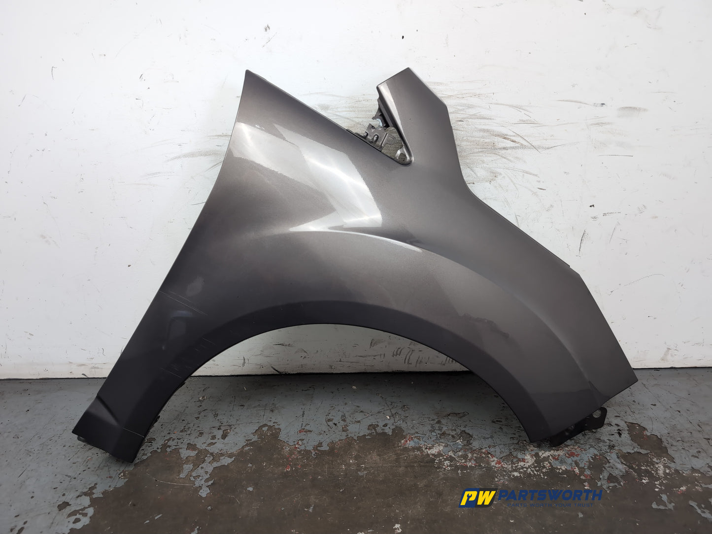 Wing Front RH 1