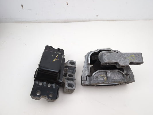 Engine Mounting Bracket 1