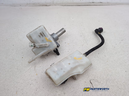Brake Master Cylinder Assembly 1