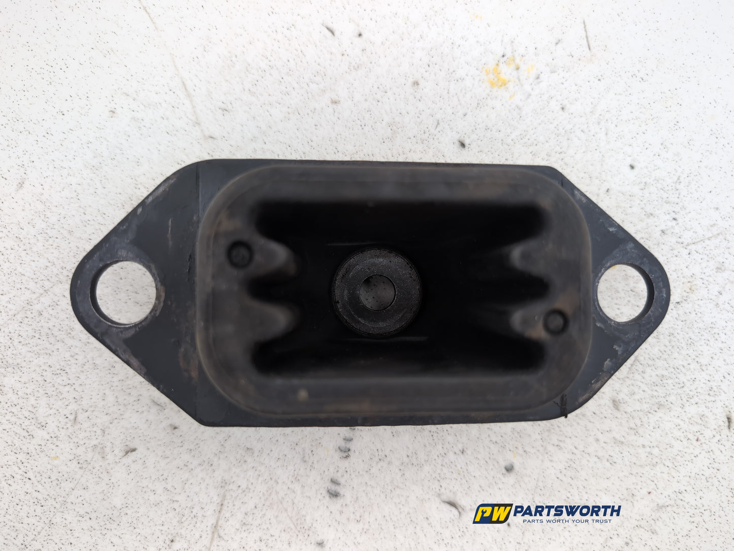 Transmission Mounting Bracket 1