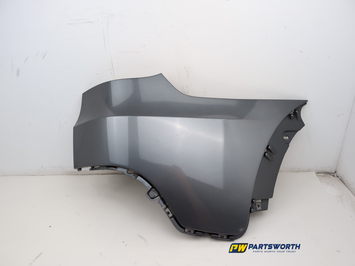 Moulding Quarter Panel RH 1
