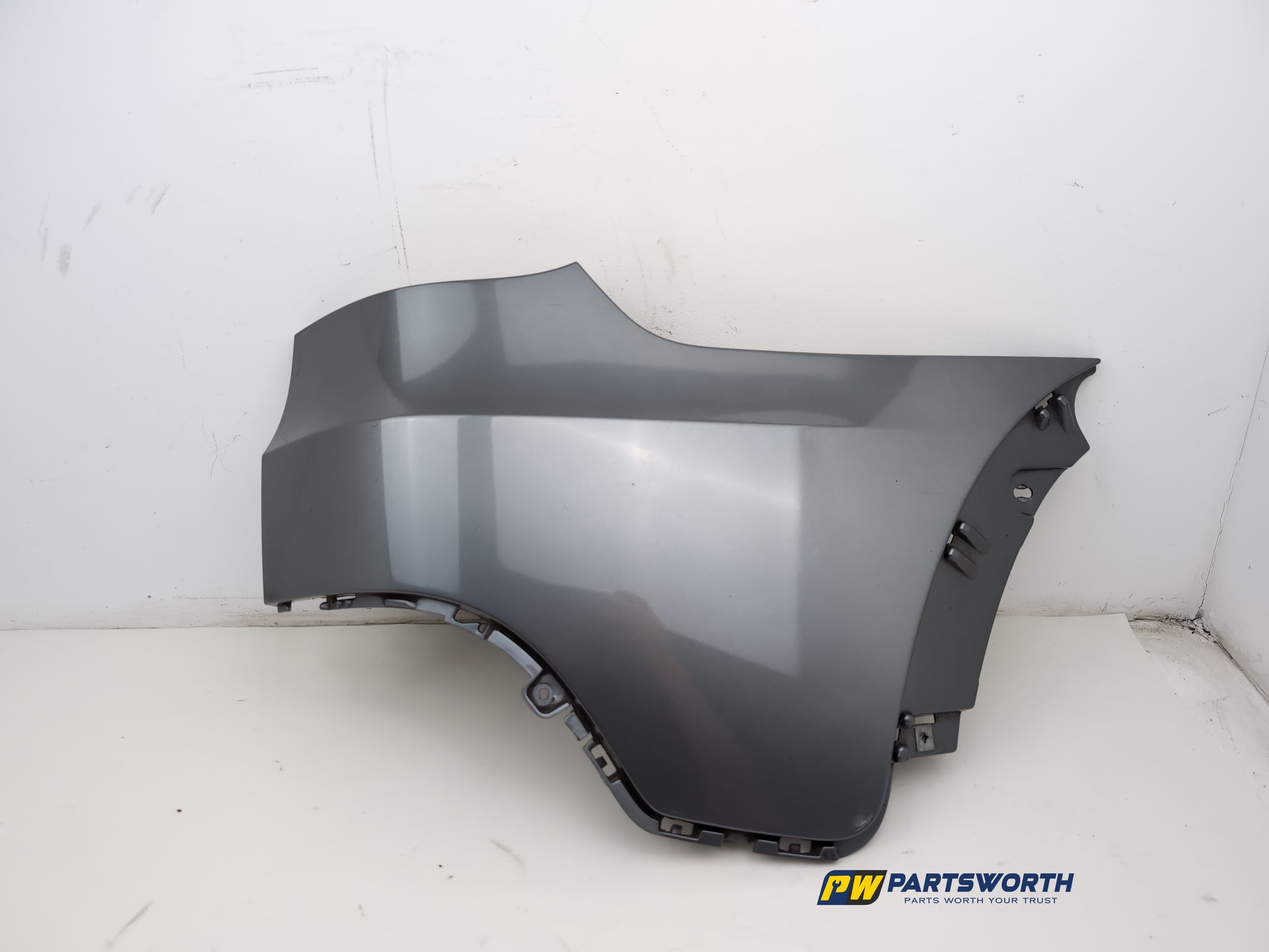 Moulding Quarter Panel RH 1