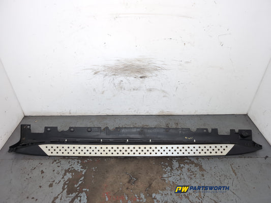 Side Skirt RH 1