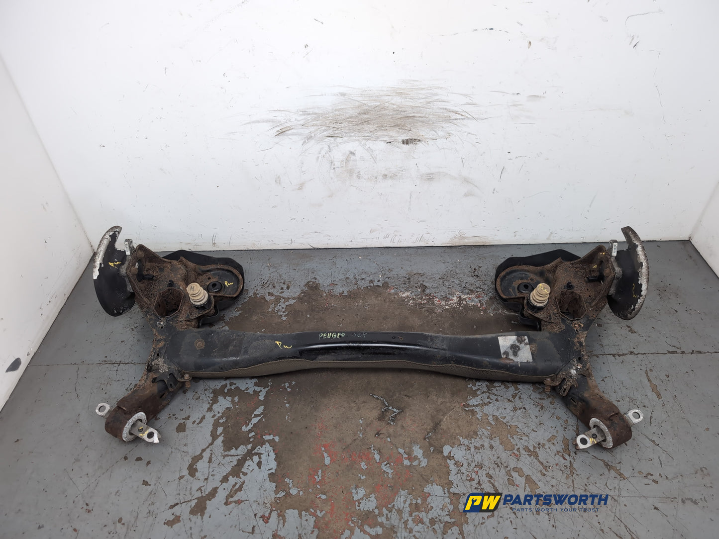 Axle Assembly Rear 1