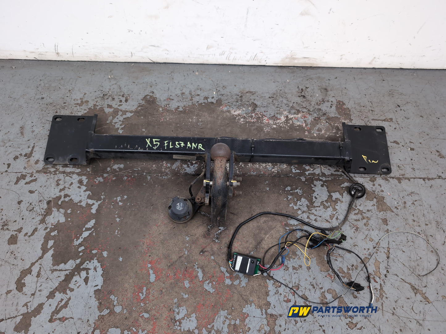 Tow Bar 1
