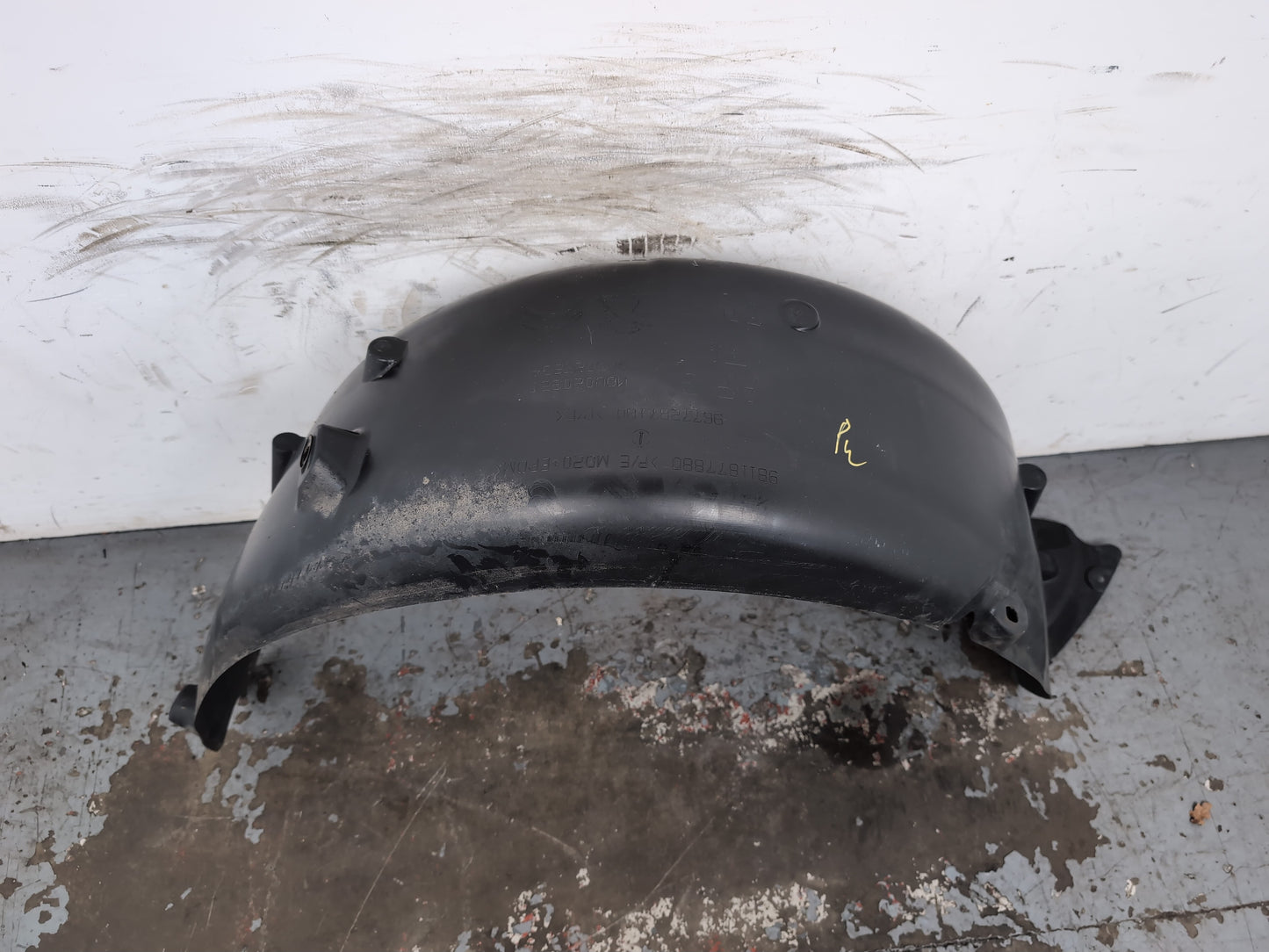 Moulding Wheel Arch Rear LH 1