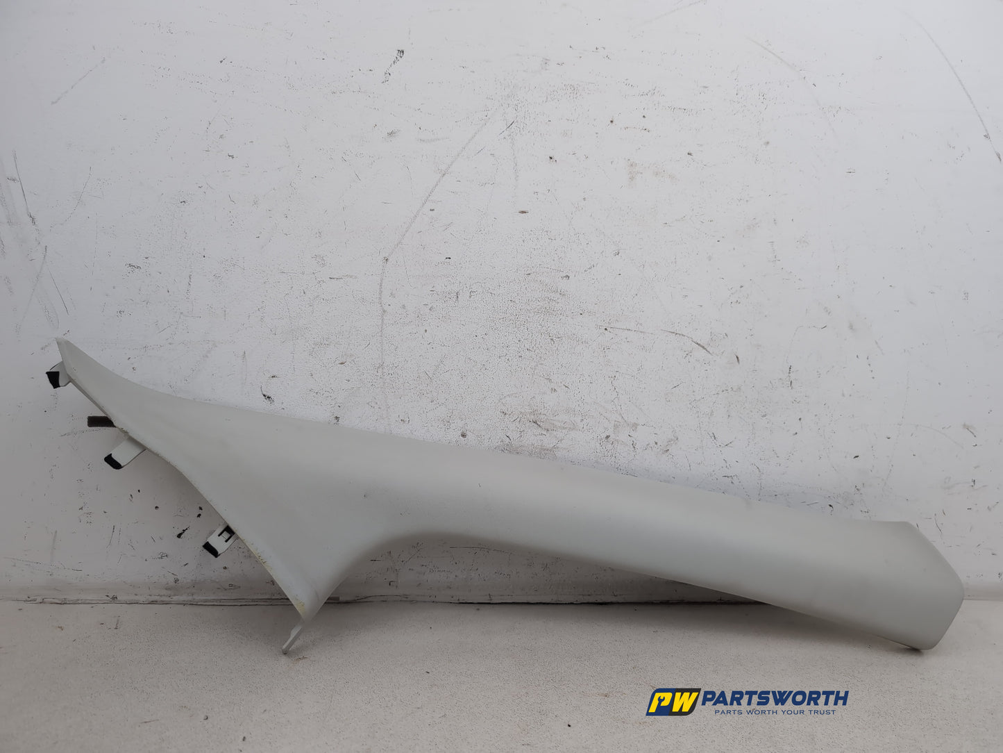 RH A Pillar Trim  1