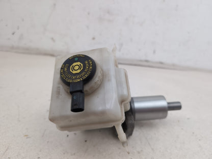 Brake Master Cylinder Assembly 1