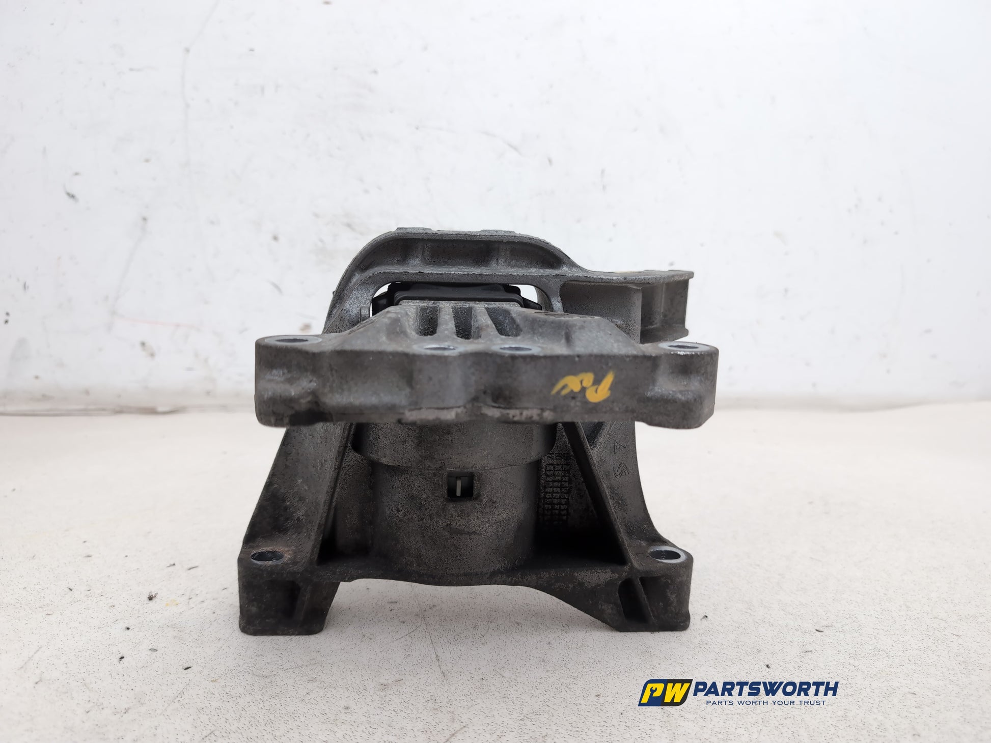 Engine Mounting RH 1