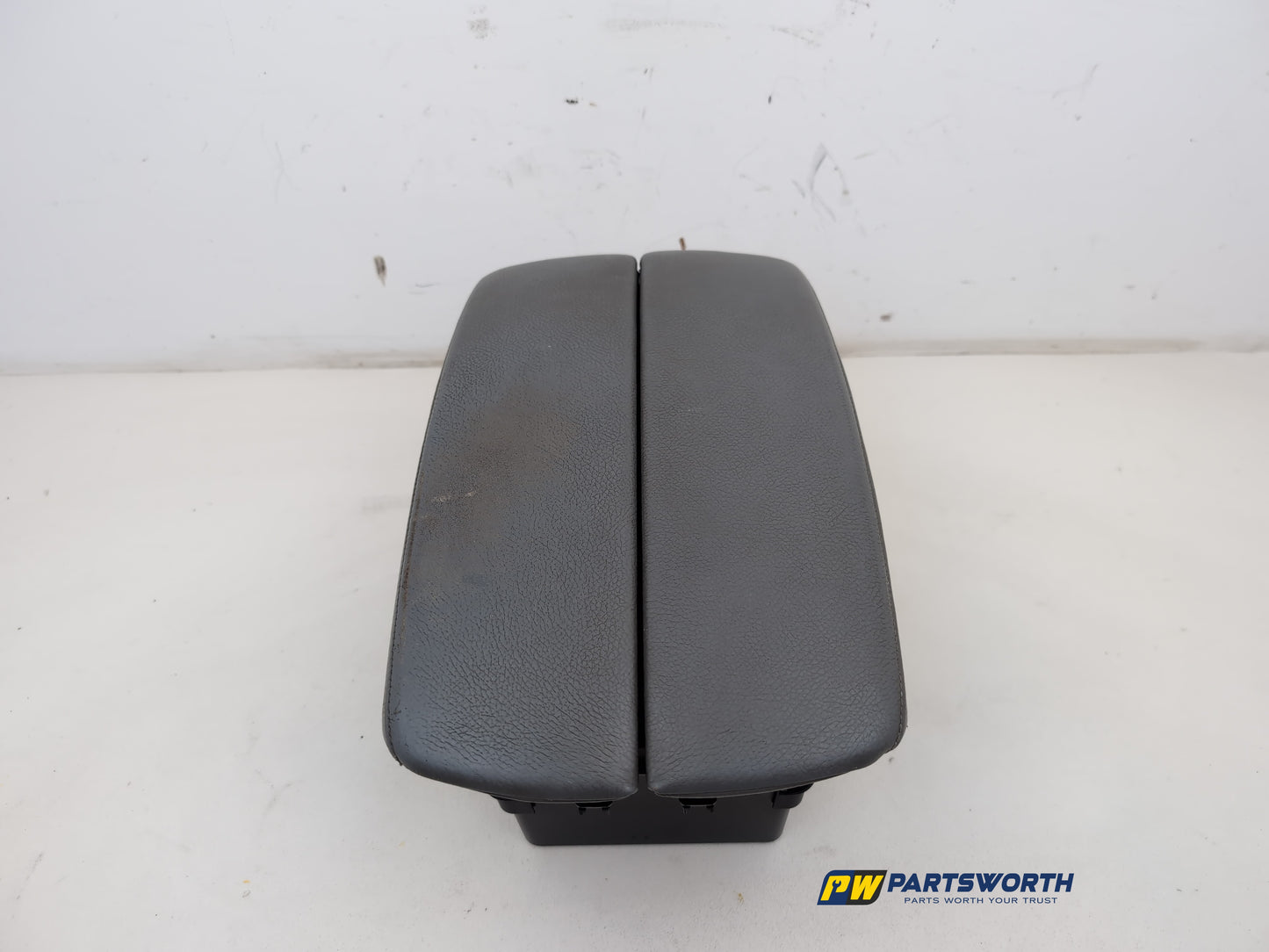Centre Console Armrest 1