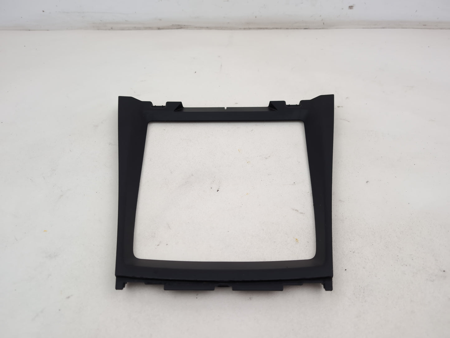 Centre Console Trim  1