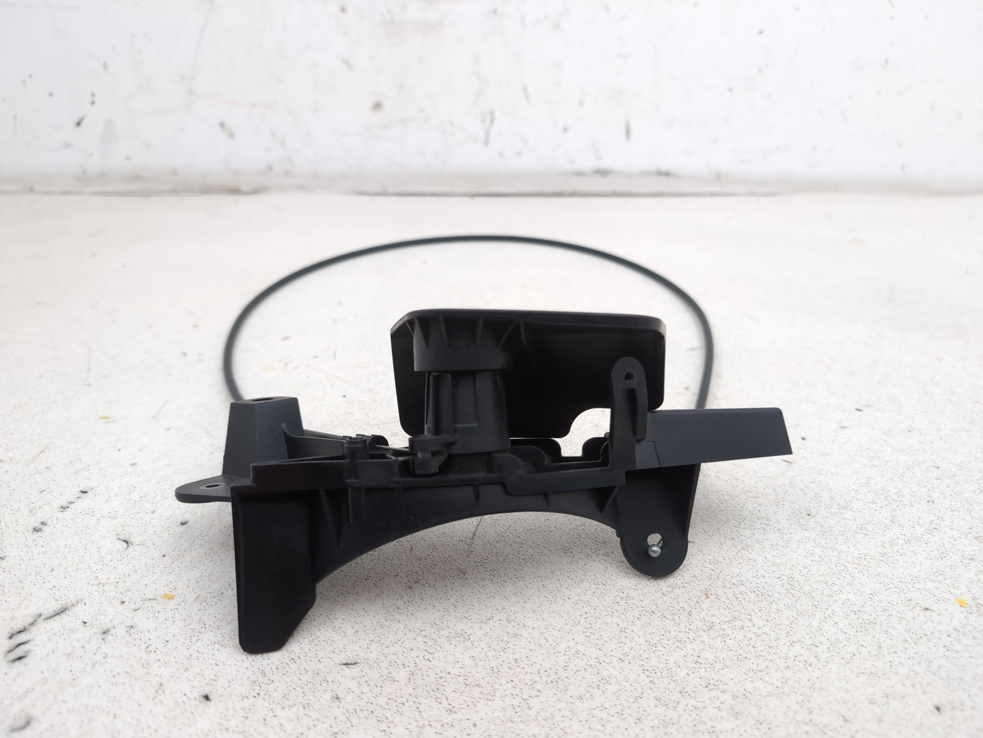 Bonnet Release Handle 1