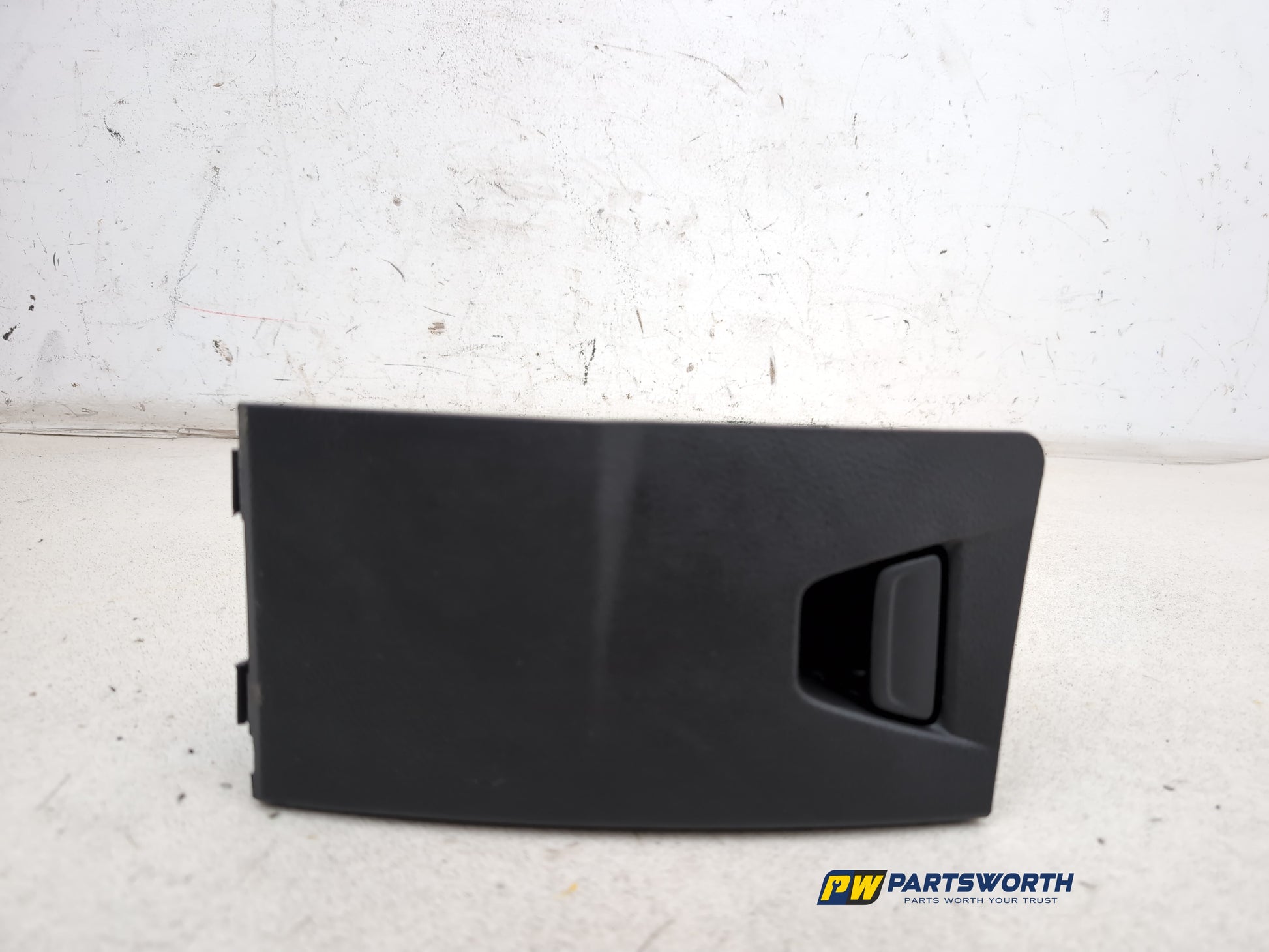 Glove Compartment Assembly 1