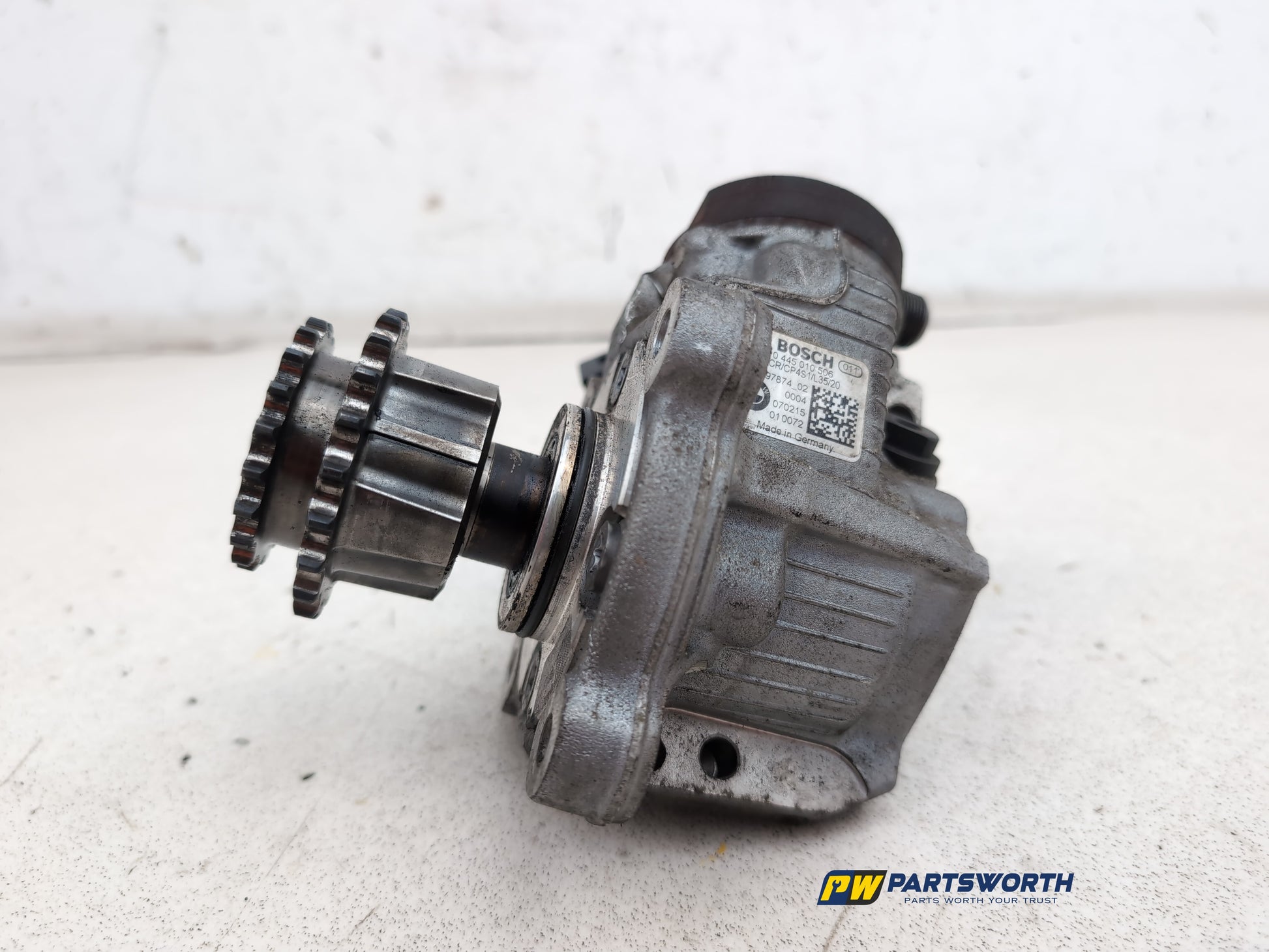 High pressure fuel pump 1