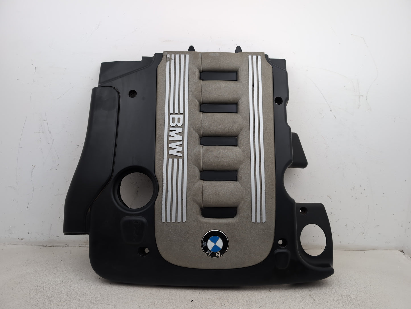 Engine Cover 1