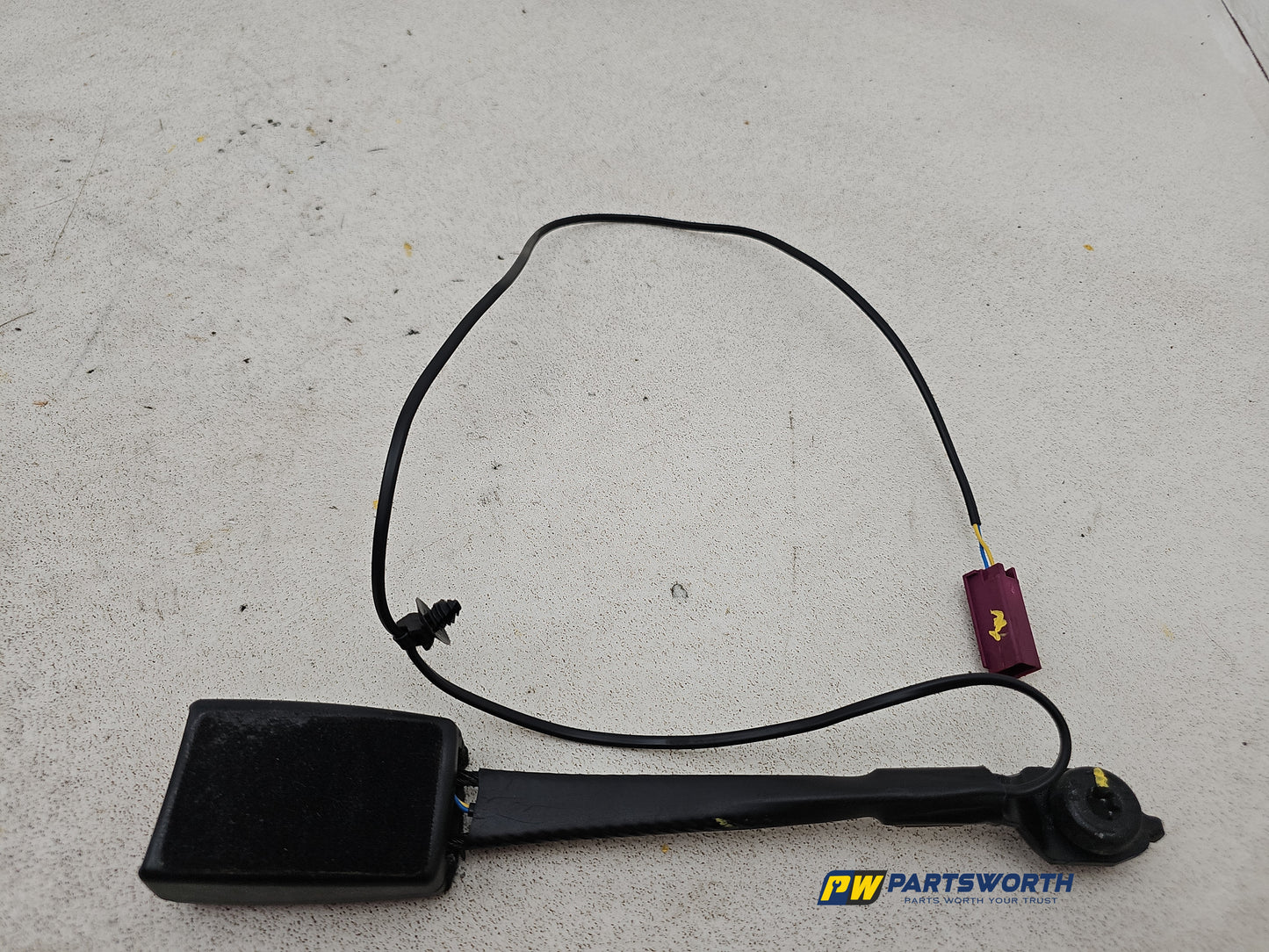 Seat Belt Front LH 1
