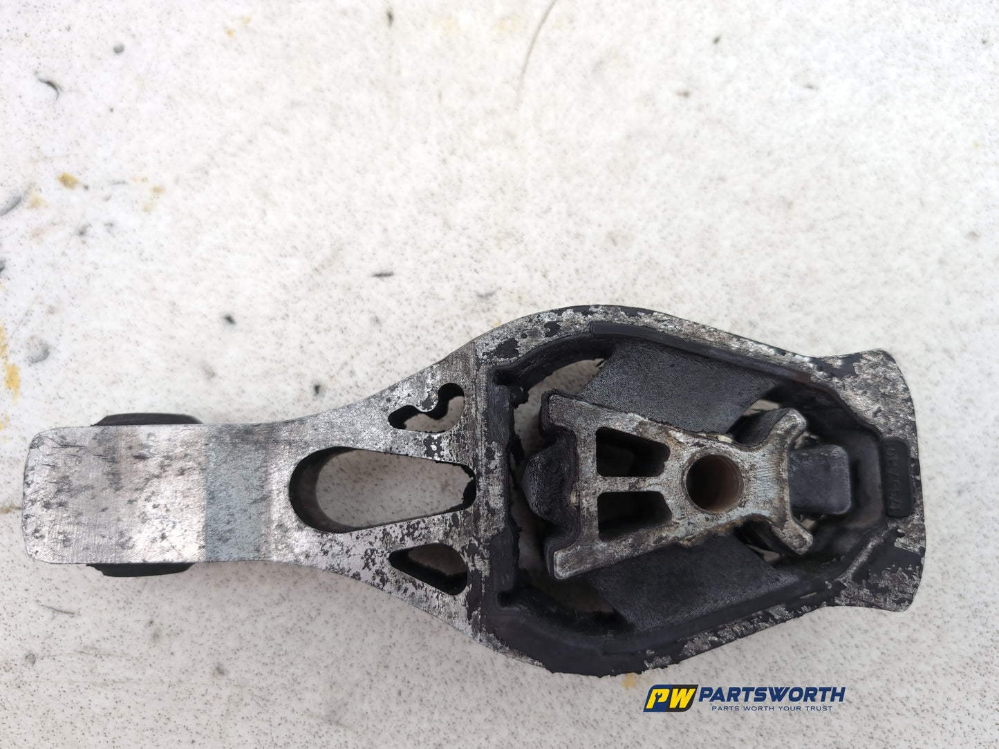 Engine Mounting Bracket 1