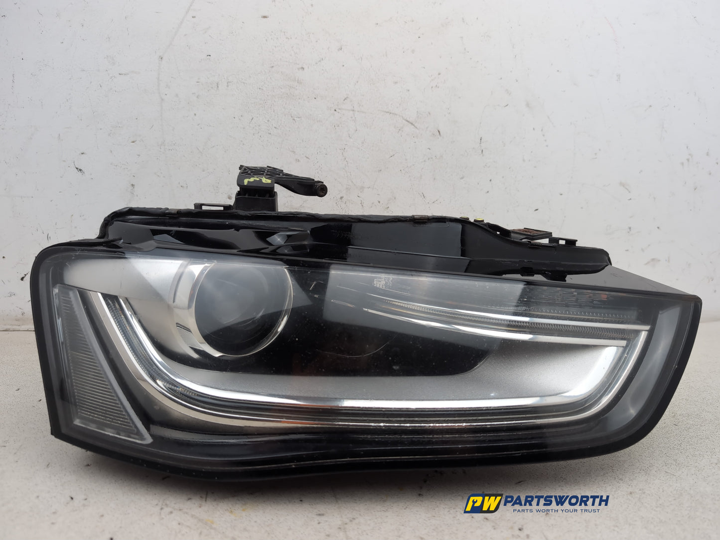 Headlamp RH 1