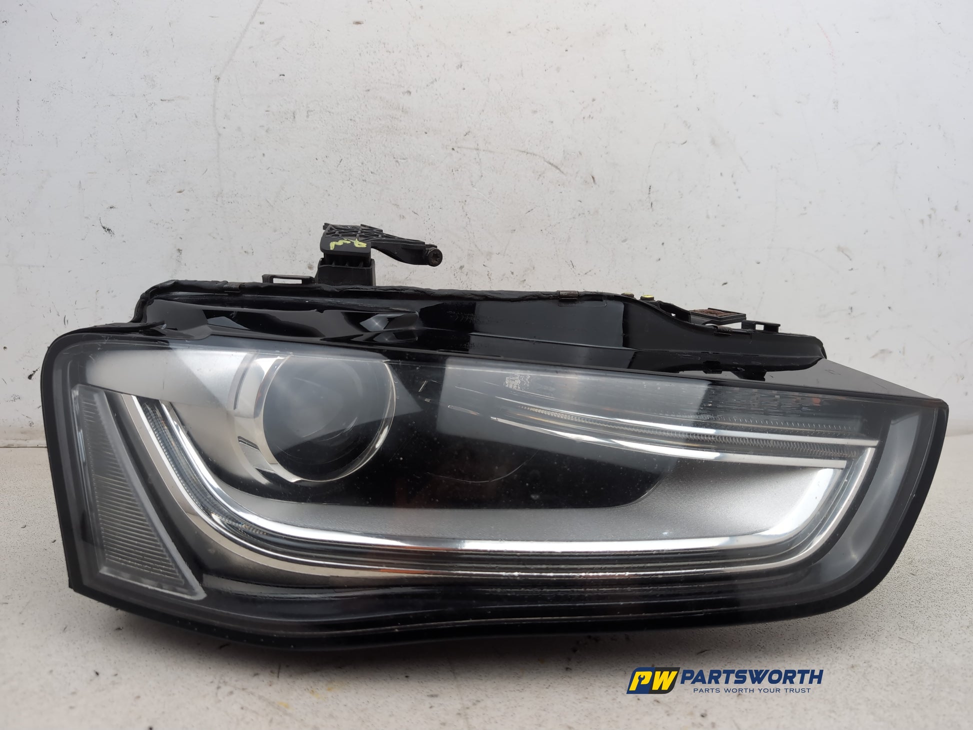Headlamp RH 1