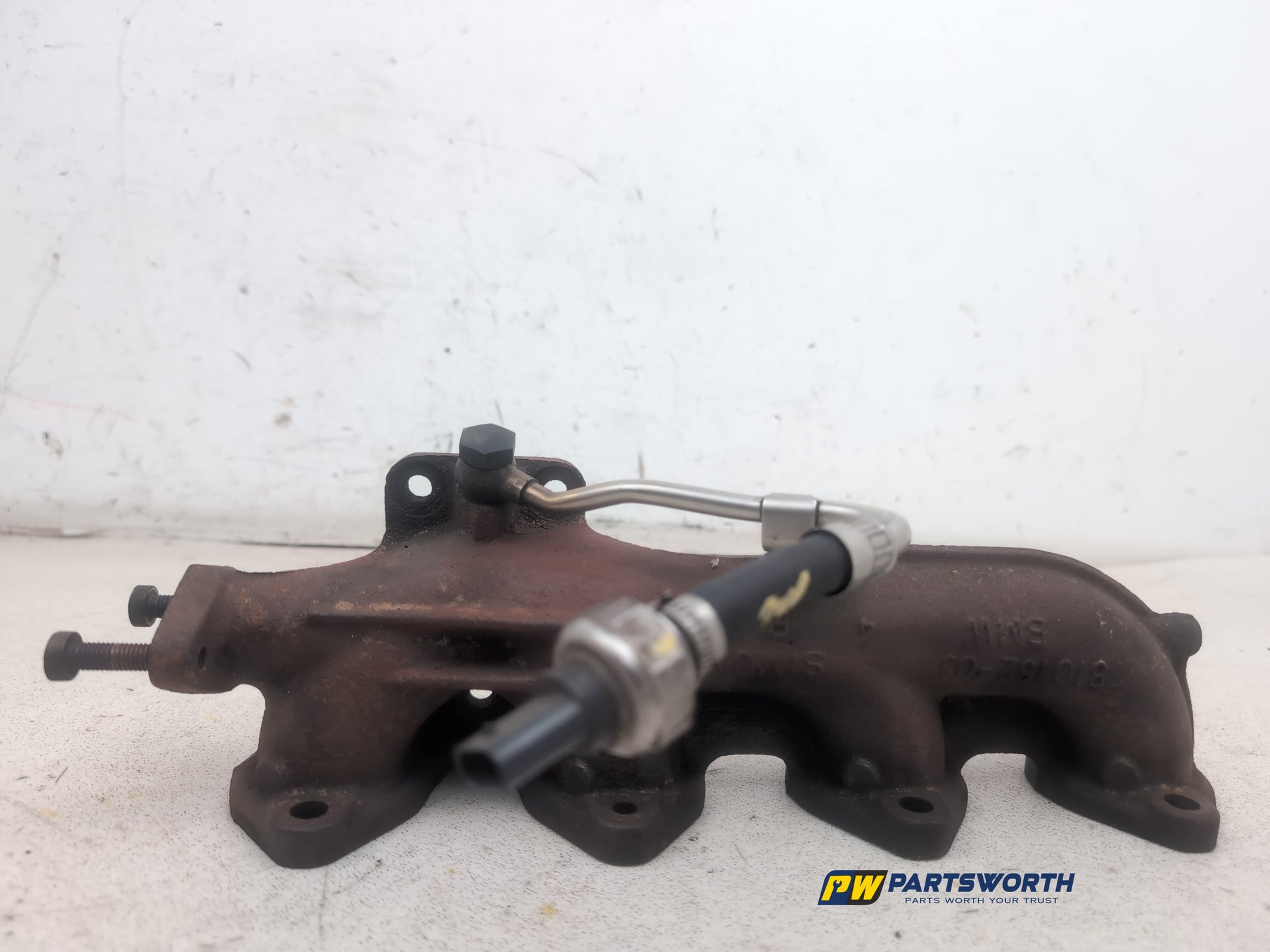Exhaust Manifold 1