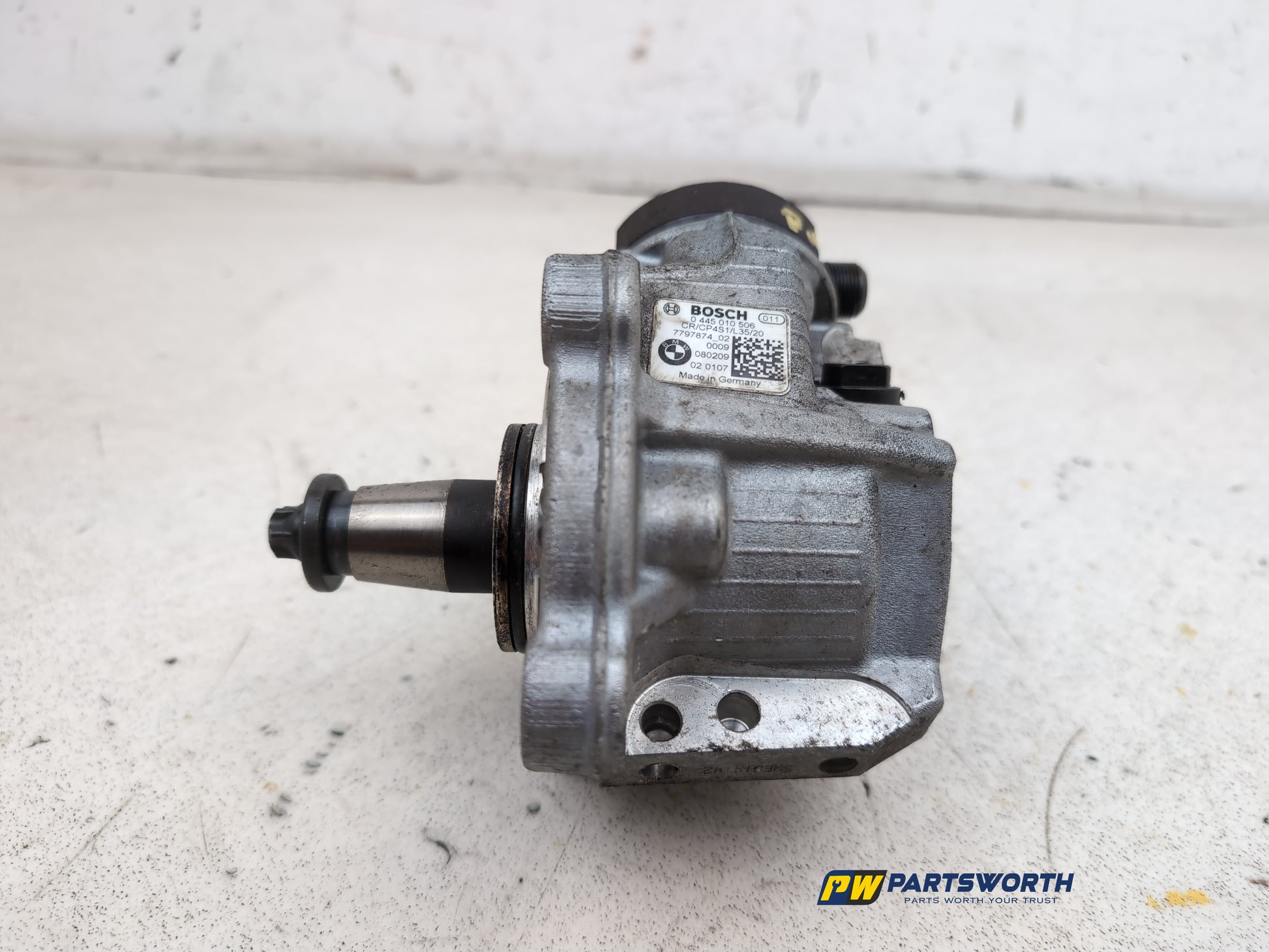 High pressure fuel pump 1