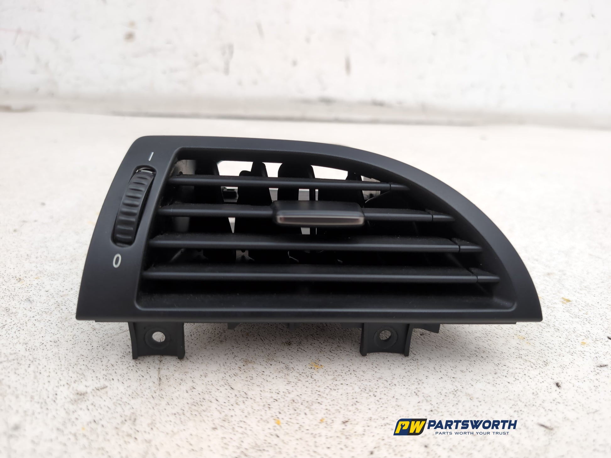 Dashboard Trim With Air Vent  1