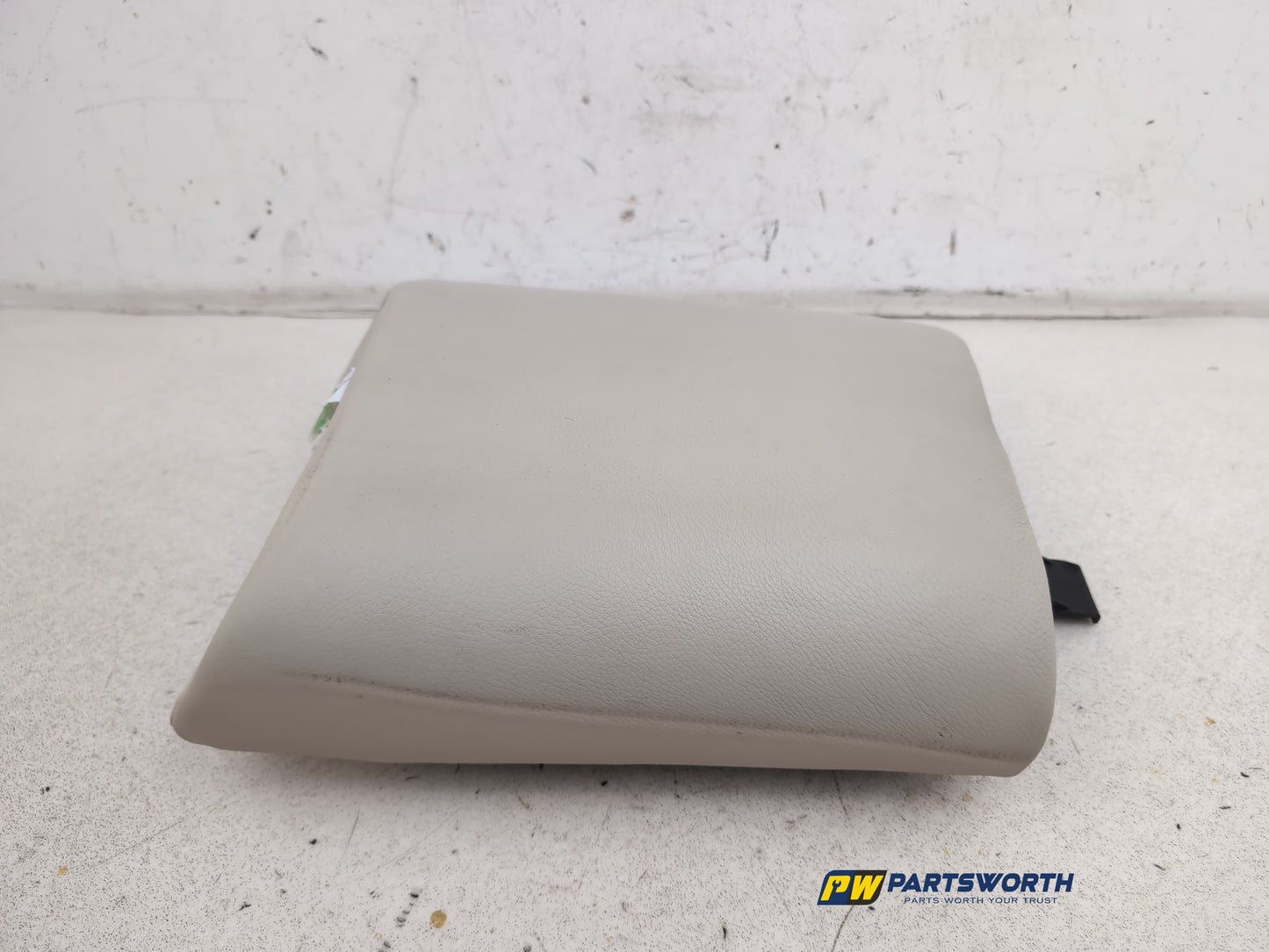 Centre Console Armrest 1