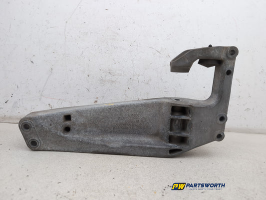 Transmission Mounting Bracket 1