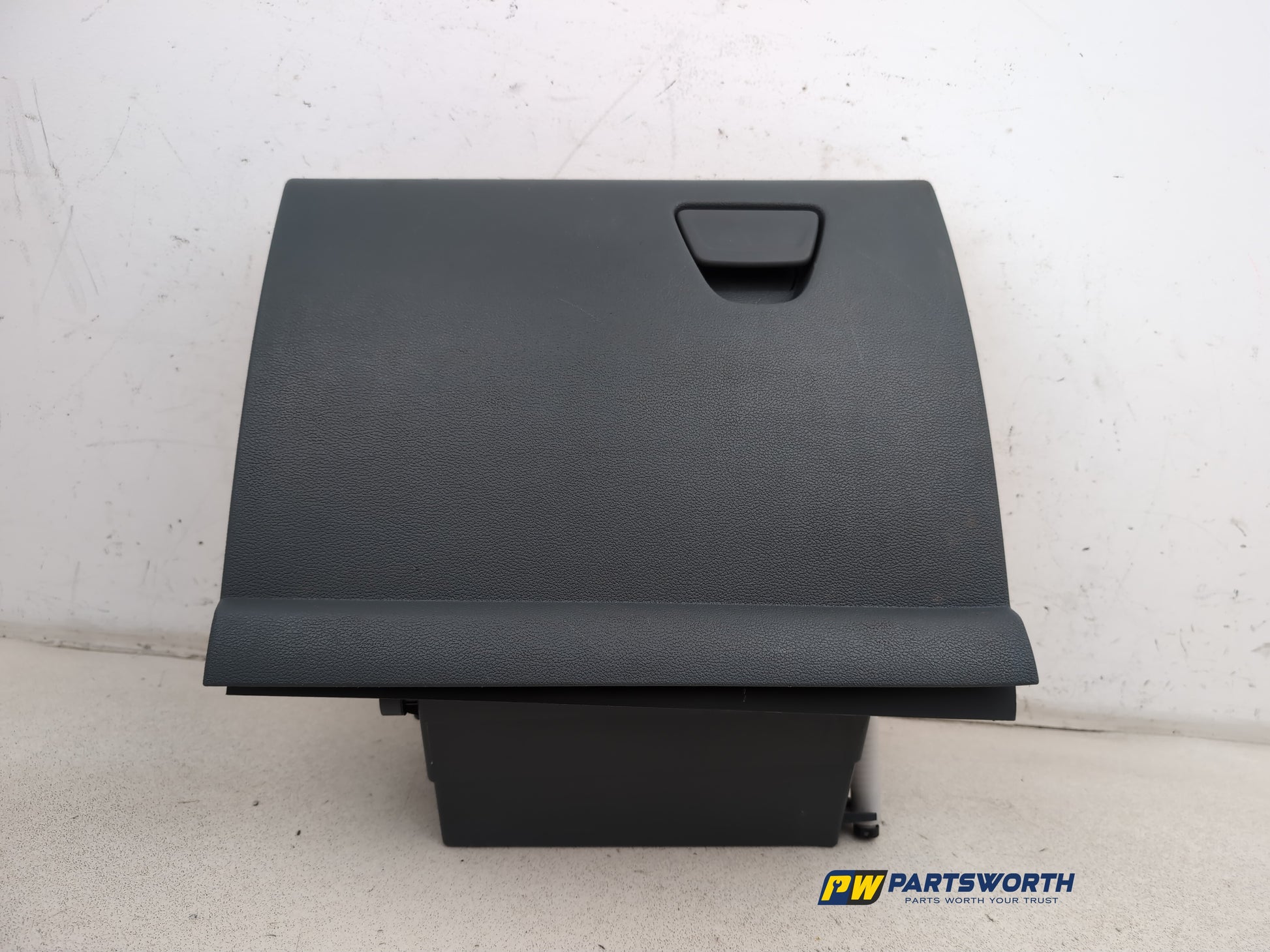 Glove Compartment Assembly 1