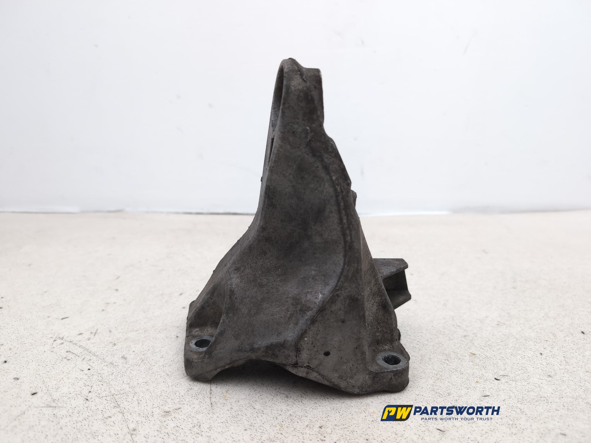 Engine Mounting RH 1