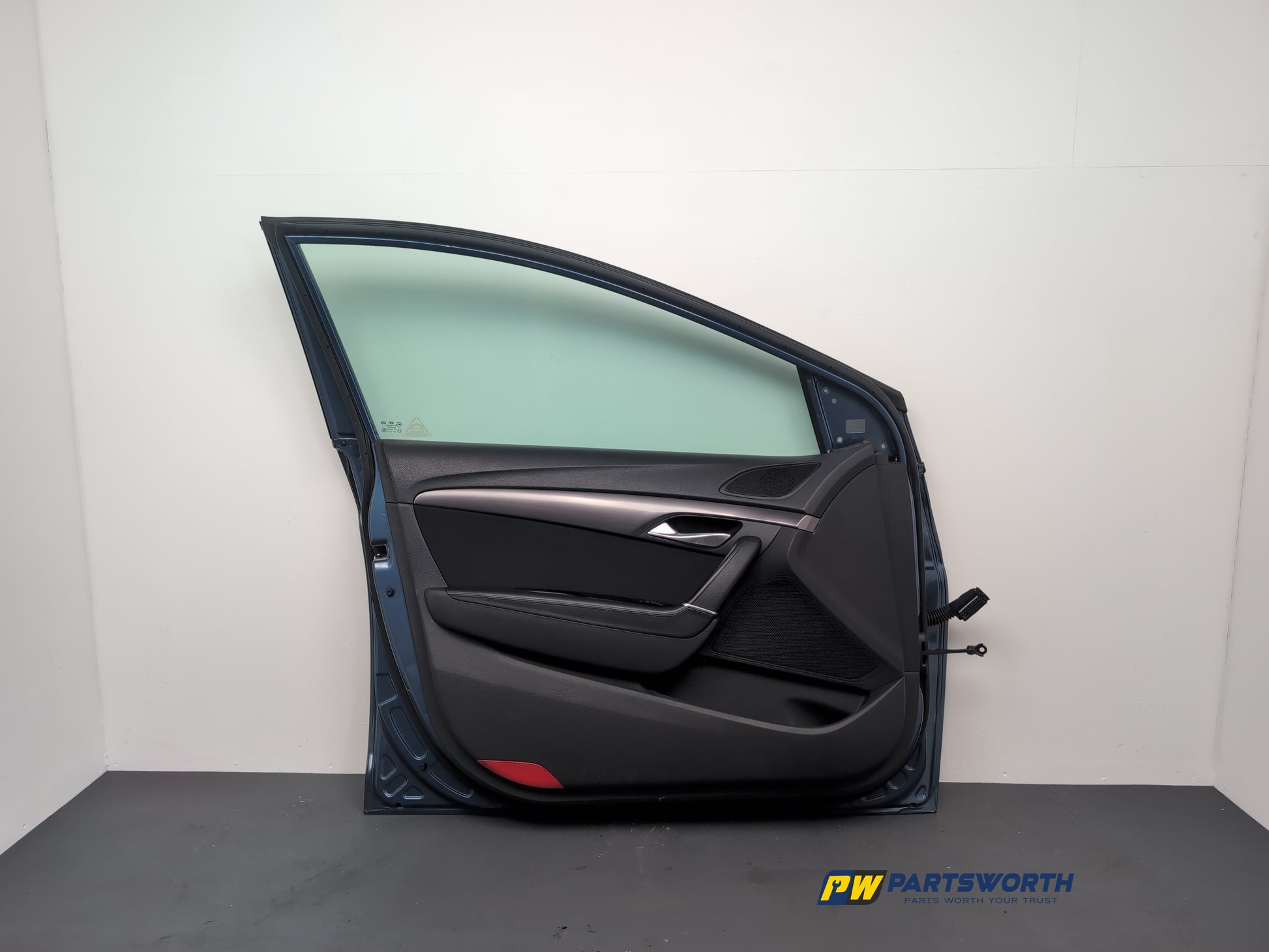 Door Front LH 6