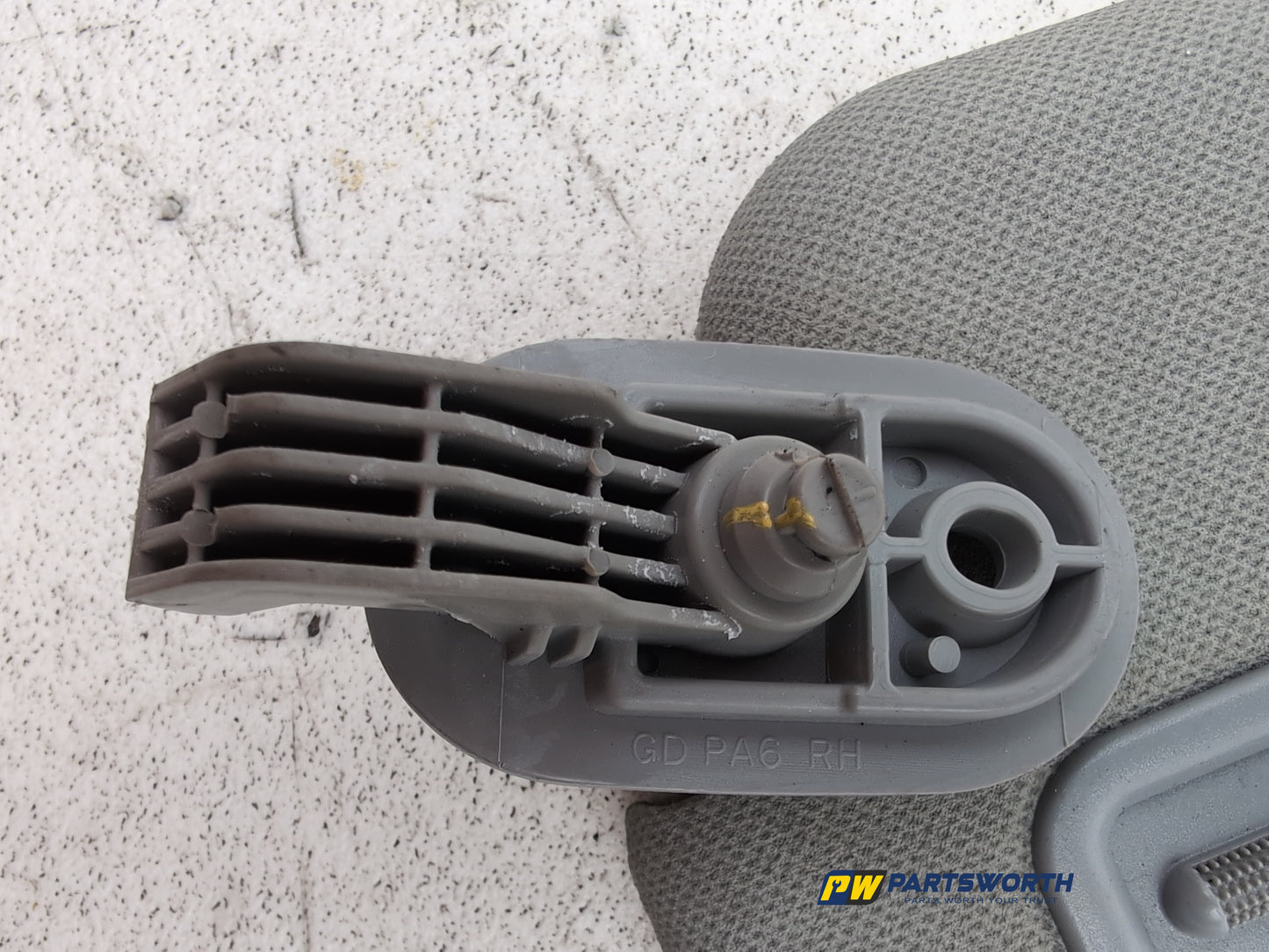 Sun Visor RH 7