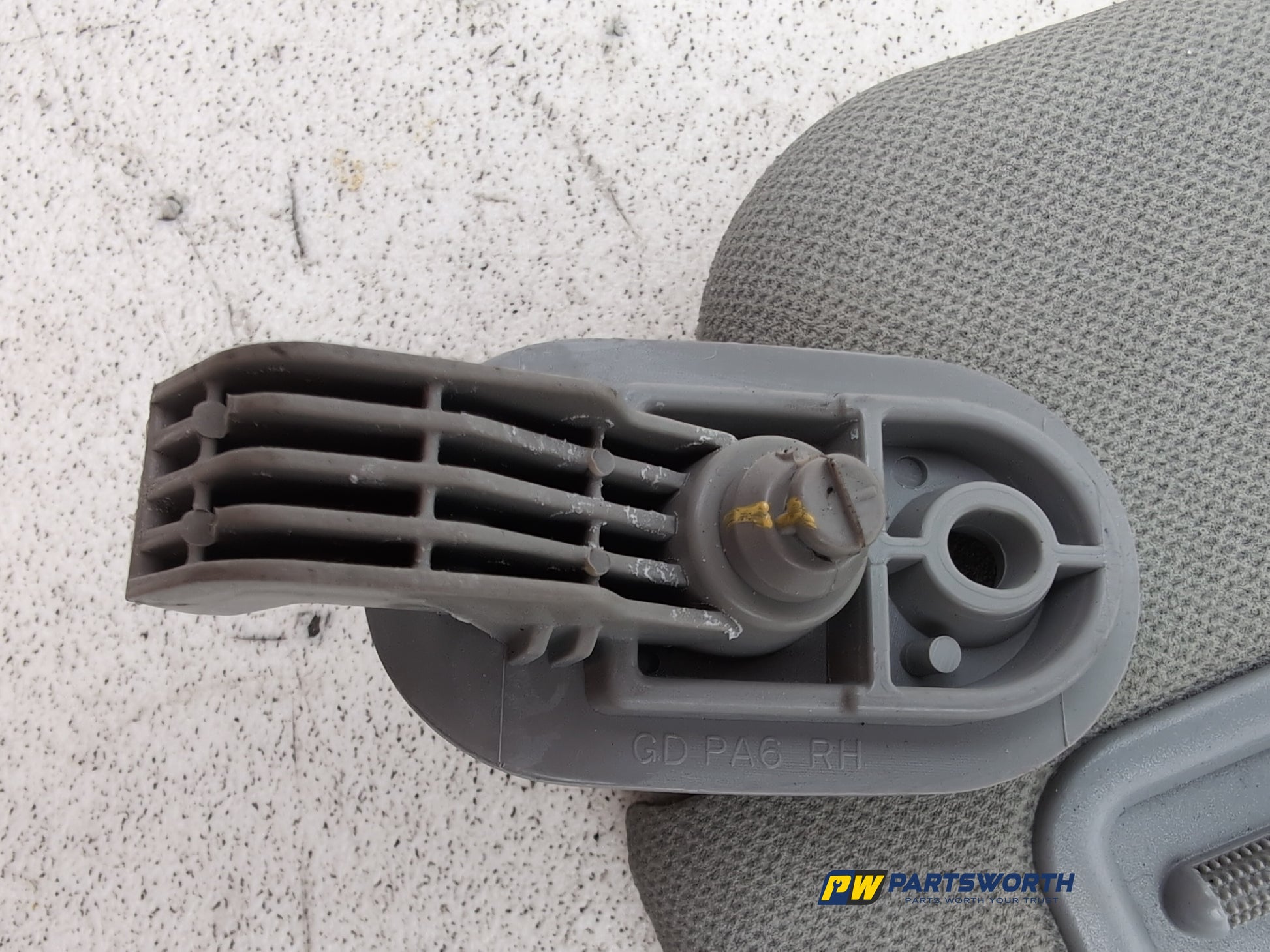 Sun Visor RH 7
