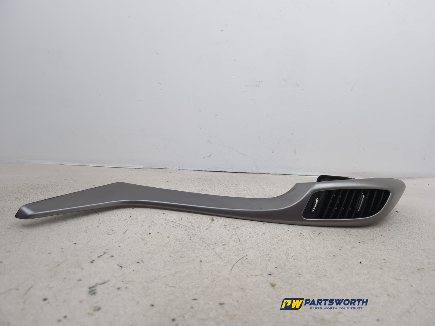 Dashboard Trim With Air Vent  1