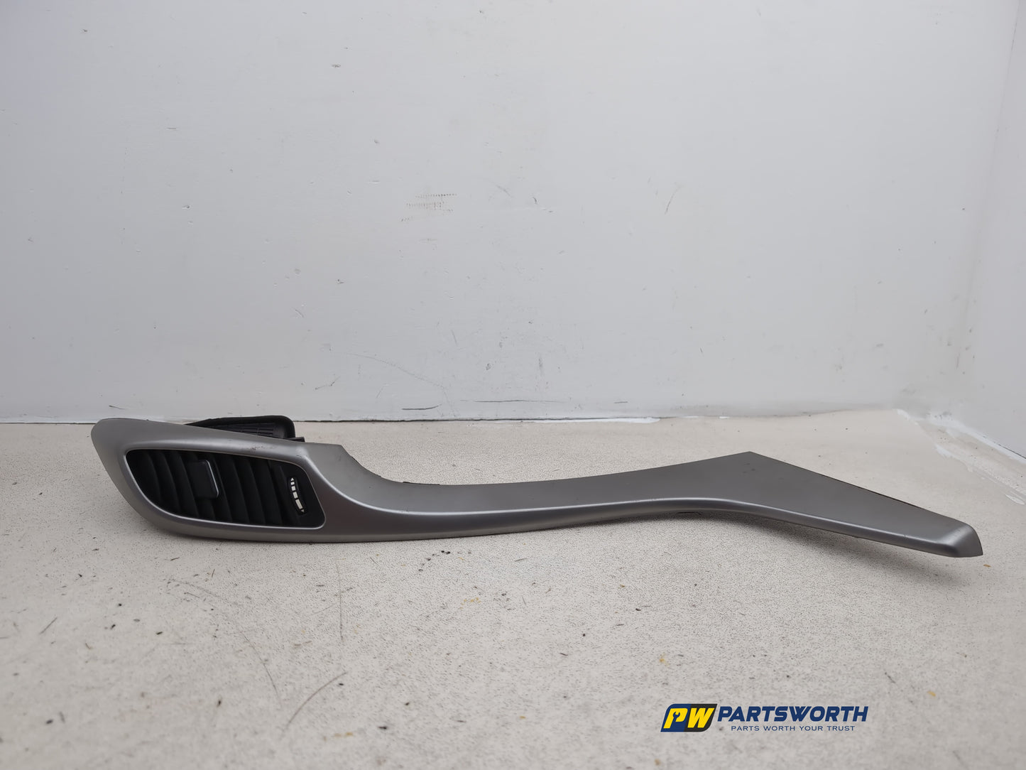 Dashboard Trim With Air Vent  1