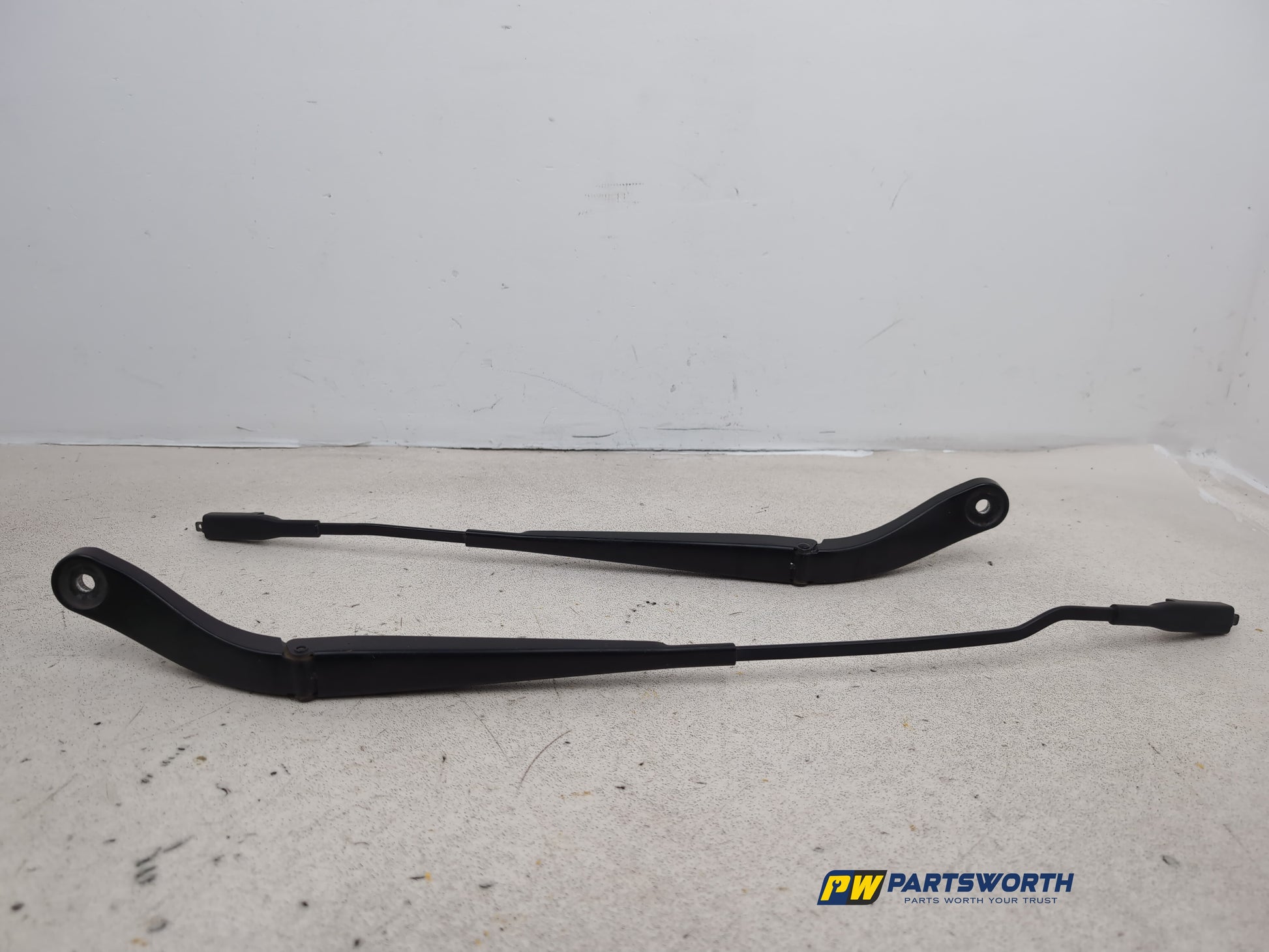 Wiper Front Arm 1