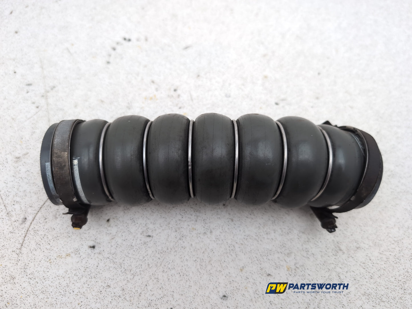 Turbo Intercooler Bottom Hose 1