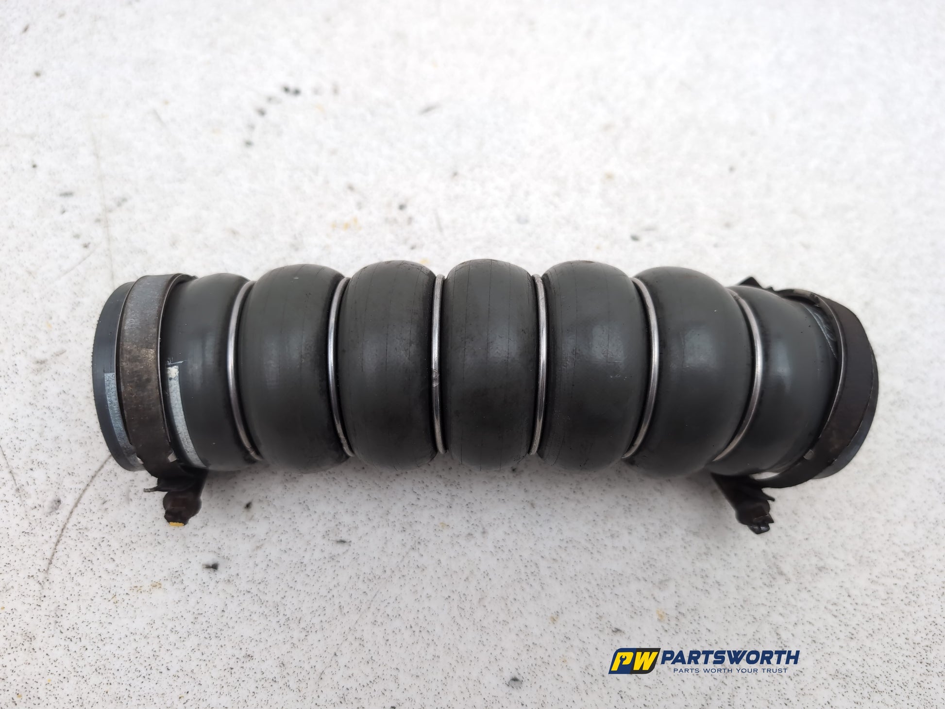 Turbo Intercooler Bottom Hose 1