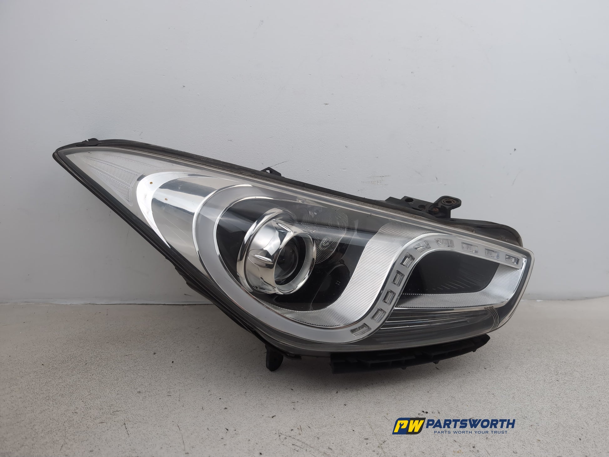 Headlamp RH 1