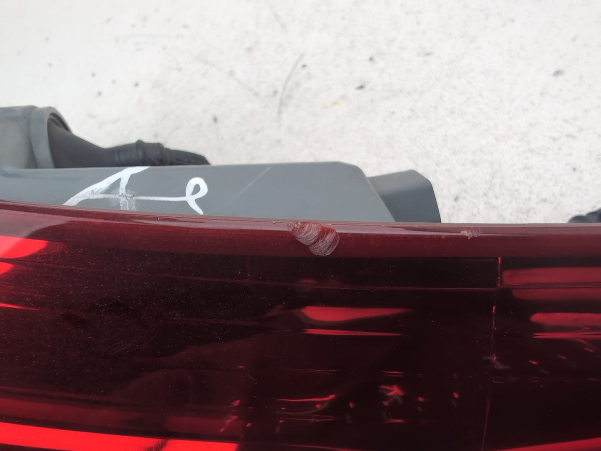 Lamp Assembly Rear RH 8