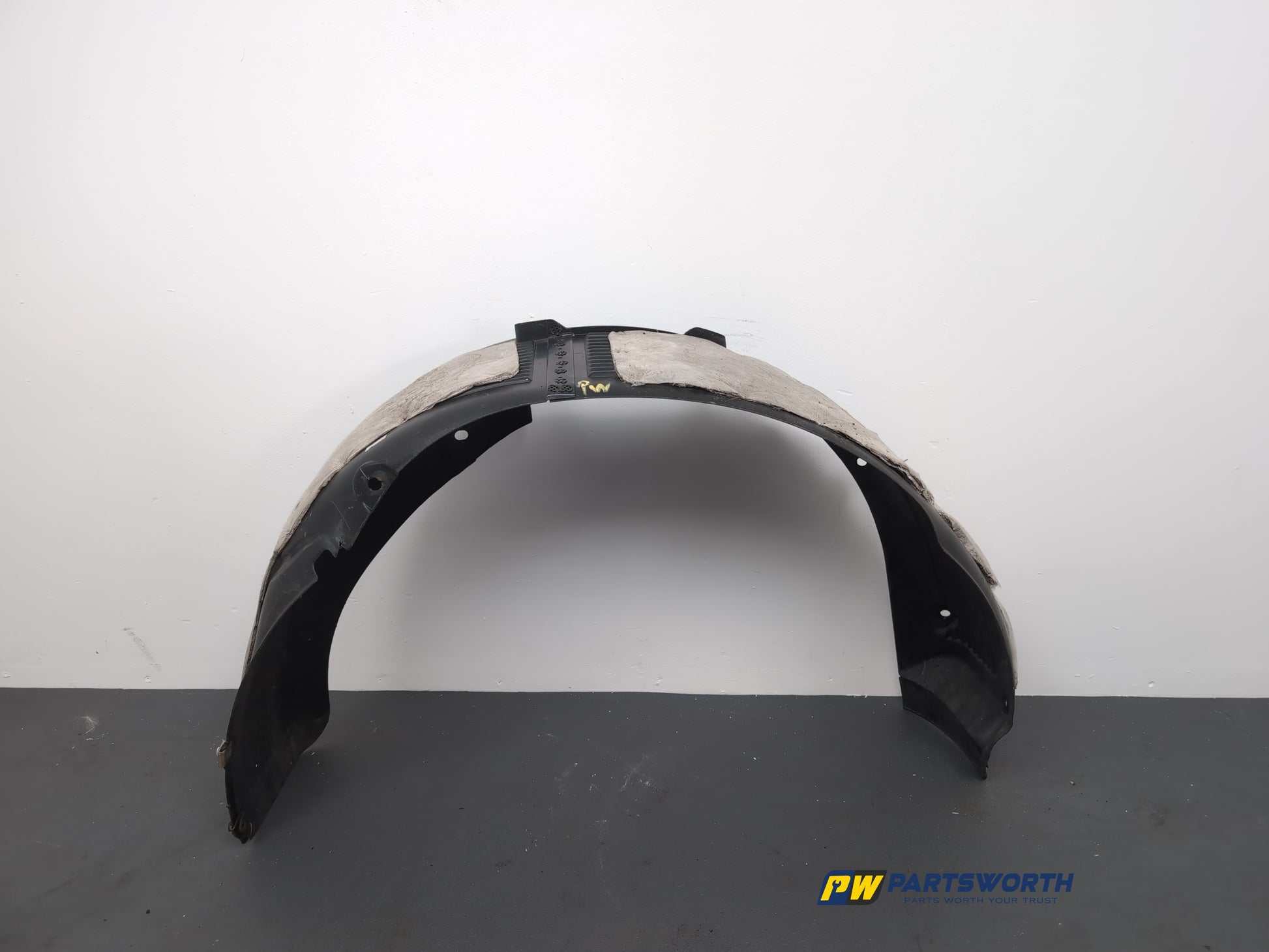 Moulding Wheel Arch Rear RH 1